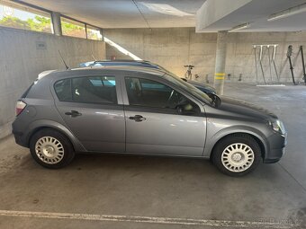 Opel Astra A-H1.4 16V 66KW r.v. 2004 - 2