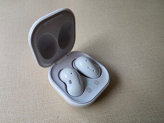 Prodám Samsung Galaxy Buds Live - 2
