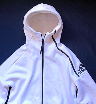 KVALITNÍ BÍLÁ MIKINA-ADIDAS, CLIMA LITE - vel. S/36 . - 2