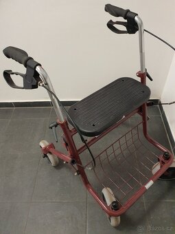 NOVÉ KOLEČKOVÉ chodítko i s dovozem nebo POŠTA - 2