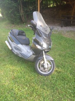 Piaggio X9 500 - 2