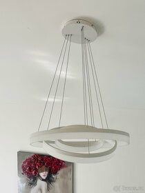 CIRCLE VISÍCÍ LAMPA BÍLÁ - 2