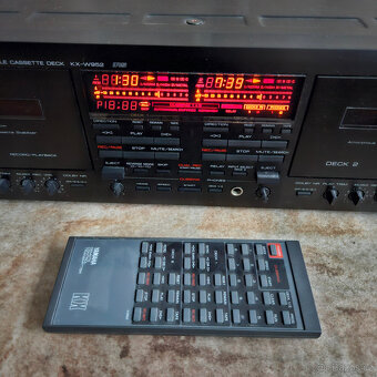 Kazetový magnetofon Yamaha - 2