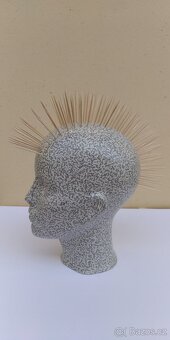 Hlava - pankáč - 2