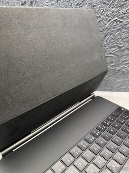 Apple MagicKeyboard iPad 12.9” 3.-6.gen CZ - ZÁRUKA+FAKTURA - 2
