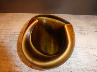 Keramický popelník - 2