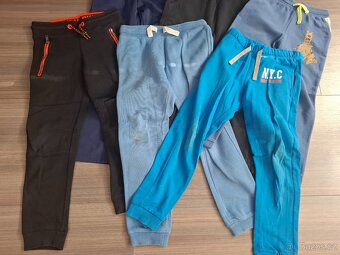 Tepláky vel. 122/128/134/140 - 2