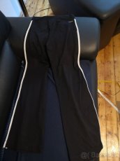 Dvoje dámské tepláky adydas vel S 36 - 2