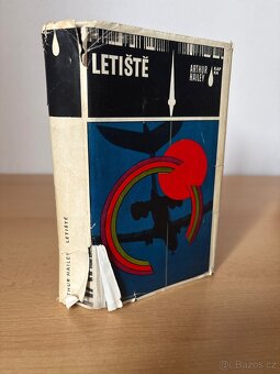 Letiště - Arthur Hailey - 2