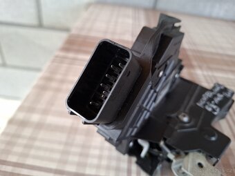 Ford mondeo mk4 zámek dveří LP - 2