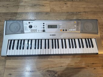 Keyboard Yamaha PSR-E313 + adaptér - 2