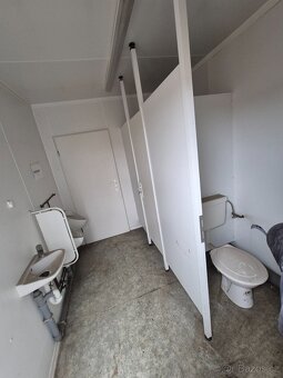 Sanitární kontejner - 2