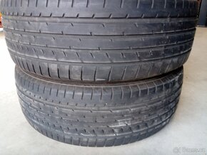 K prodeji 2 kusy letních pneu rozměr 225/55 R 19 - 2