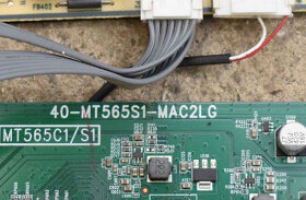 Prodám elektroniku z TV Thomson 32HB5426 s prasklým panelem - 2