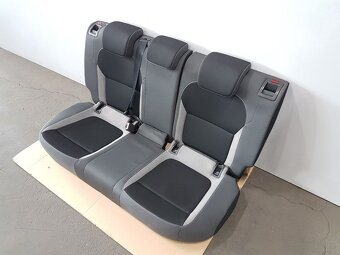 Zadní sedadla s dělenými opěradly Škoda Fabia III - 2