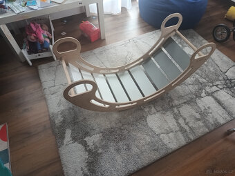 učící věž a houpačka montessori - 2