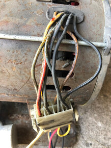 Motor z pračky Tatramat - 2