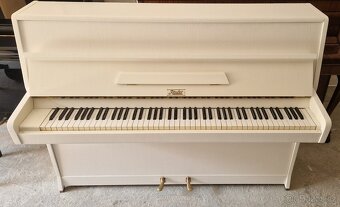 Bílé piano Rösler - Petrof - 2