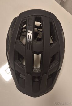 Helma / přilba Cube Badger - 2