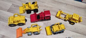 DUPLO AUTA,stroje,bagr,traktor, figurky,stavby, kostky,desky - 2