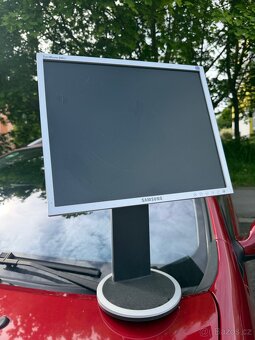 Monitor - 2