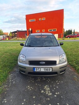 FORD FUSION 1,6i + NOVÁ STK - 2