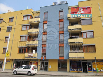 Pronájem garážového stání 16 m², Pardubice, ul. Jana Palacha - 2
