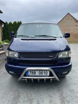 VOLKSWAGEN MULTIVAN T4 - 2