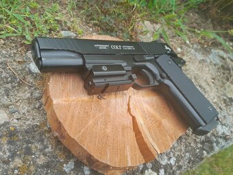 Vzduchovka Umarex Colt M45 - 2