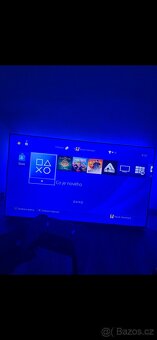 PlayStation 4 Slim - 2