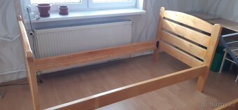 Masivní postel - 2