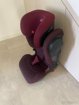 Autosedačka Britax RÖMER Kidfix III M Burgundy Red Isofix - 2