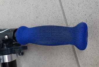 Skládací koloběžka Escape - 2