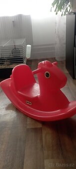 Houpací kůň Little tikes - 2