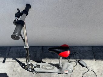 Elektrická koloběžka Physionics se sedadlem, 120 W - 2