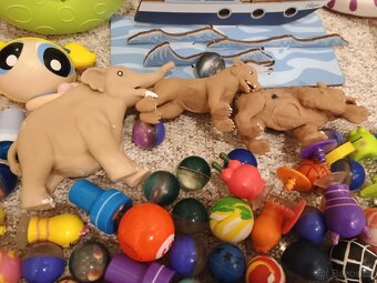 Mix hraček hračky - 2