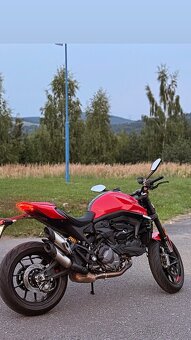 Ducati Monster 937+ - 2