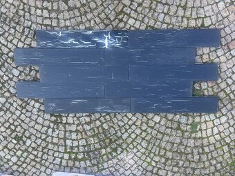 Levný dřevěný obklad Zpuchřelá barva - vintage černá - 2