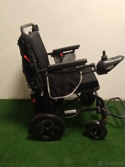NOVÝ ODLEHČENÝ ELEKTRICKÝ INVALIDNÍ VOZÍK+ DÁREK - 2