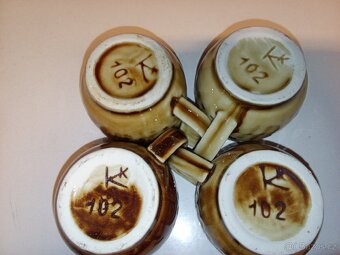 Retro hrnečky - 2