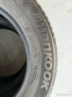 Celoroční pneu Hankook 215 60 R16 - 2