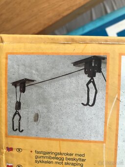 Držák / výtah na kolo - 2