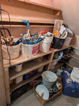 Malířské a řemeslnické potřeby - 2