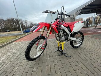 Honda crf250r - 2