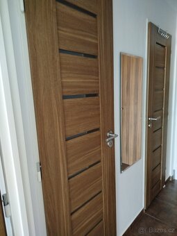 Dveře do bytu... - 2