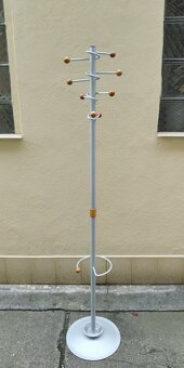 Věšák kov drevo - 2