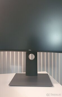 27" Dell UltraSharp U2719D IPS - 2