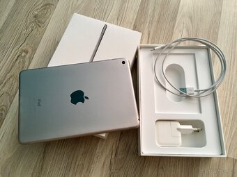 iPad mini 4 -64GB. Nová baterie - 2