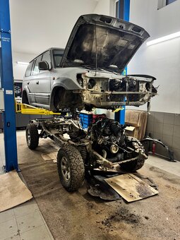 Toyota Land Cruiser 95 - 2