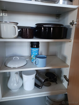 Skříňka nástěnná nejen do kuchyně šířka 60 cm - 2